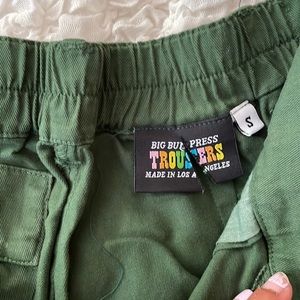 BIG BUD PRESS pleated trousers in forest green